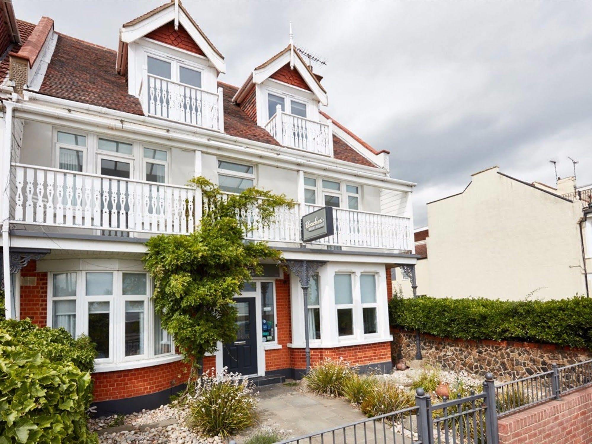 The Beaches Guest House (Adults Only) Southend-on-Sea Extérieur photo